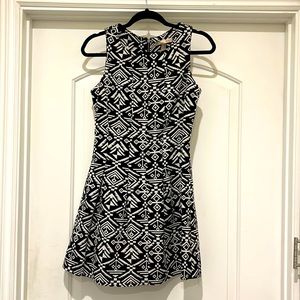 Love 21 - Forever 21 Fit and Flare Dress Size XS